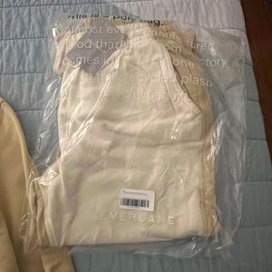 Everlane - The attack Jogger, Medium